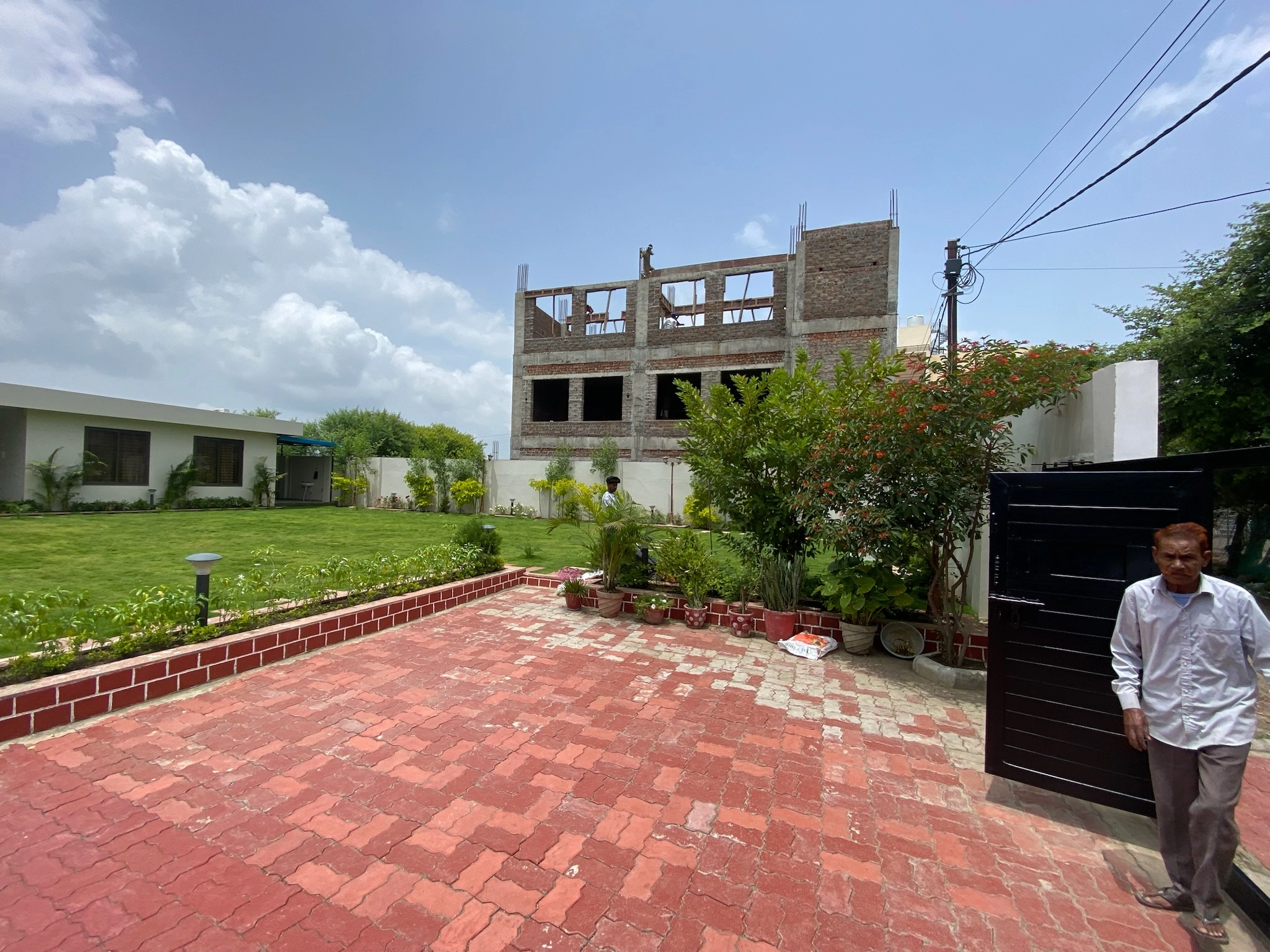 Modern Resort - Image 10 of 108
